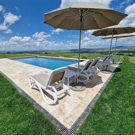 Villa I Cipressini privata lusso piscina riscaldata spa palestra Toscana-2